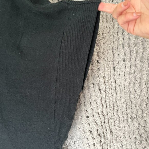 Banana Republic Factory Black Knit Poncho Size XS/S - Picture 10 of 15